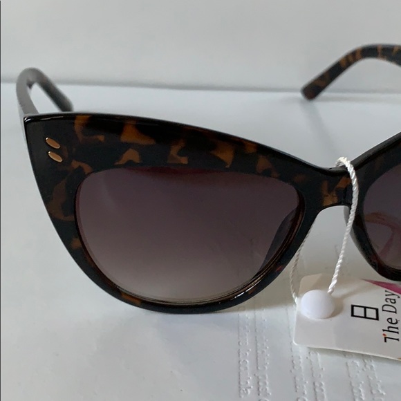 🆕 🆑 SUNGLASSES - Picture 5 of 8